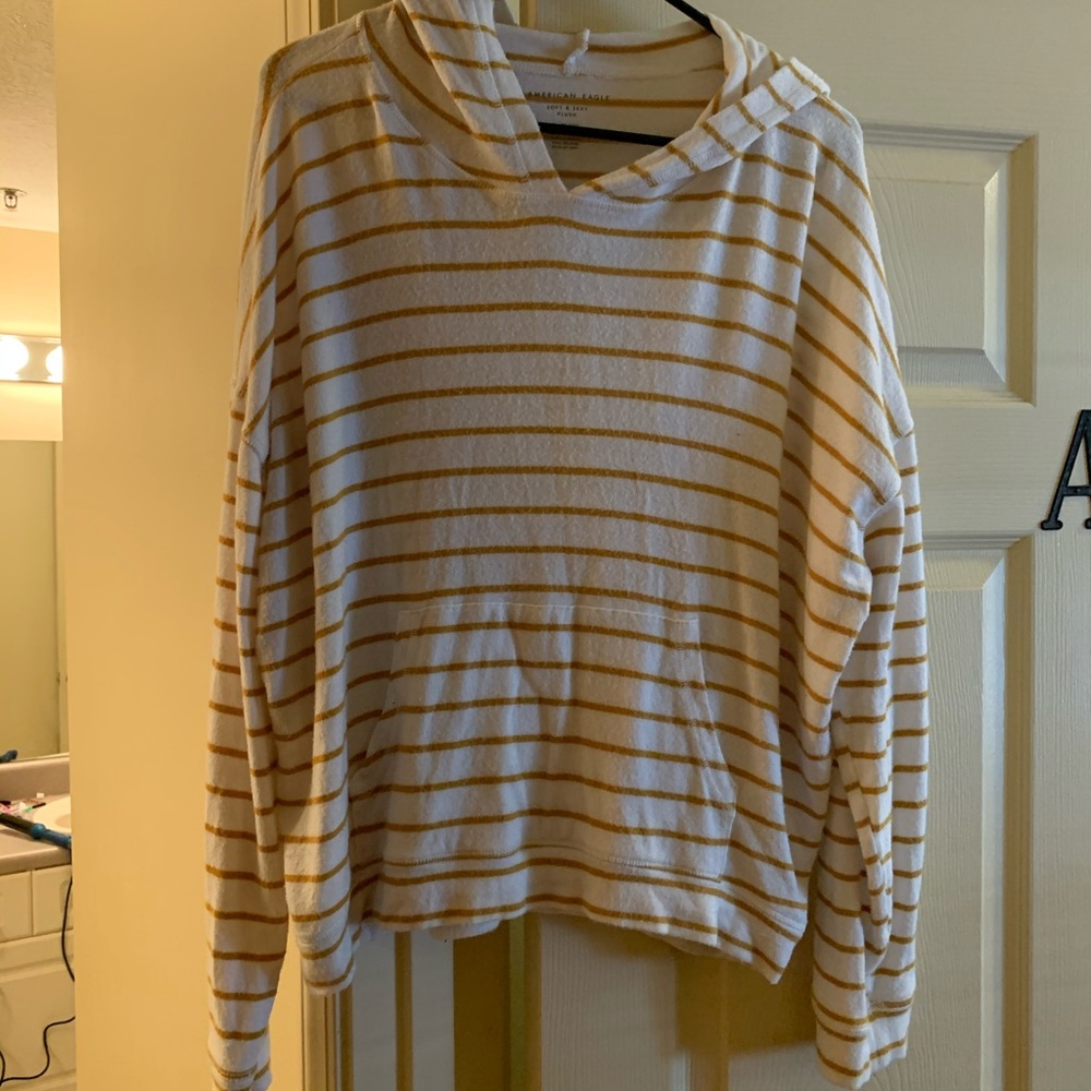American Eagle Sweatshirt